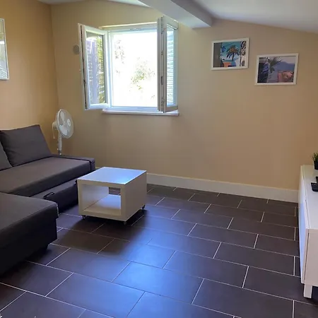 Apartment Roza