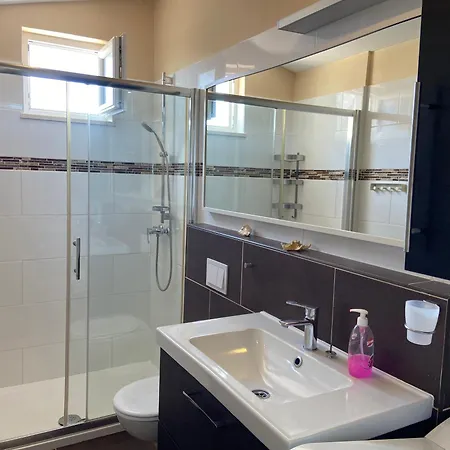 Apartment Roza Orebic